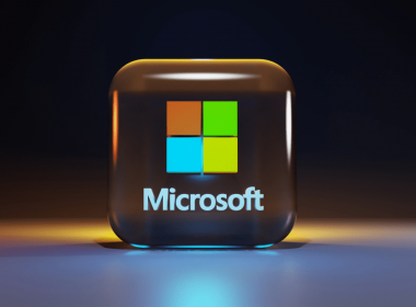 icono de Microsoft sobre fondo negro