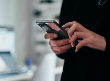 imagen de un movil con android