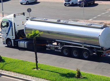 camion cisterna