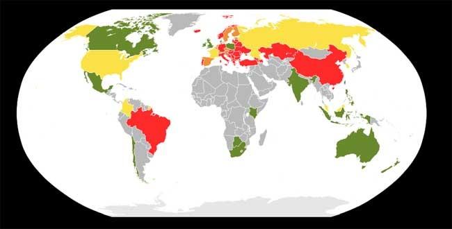 En verde, los países donde el homeschooling es legal. En amarillo, donde lo es un algunas regiones, y en naranja, donde es ilegal pero no se persigue.