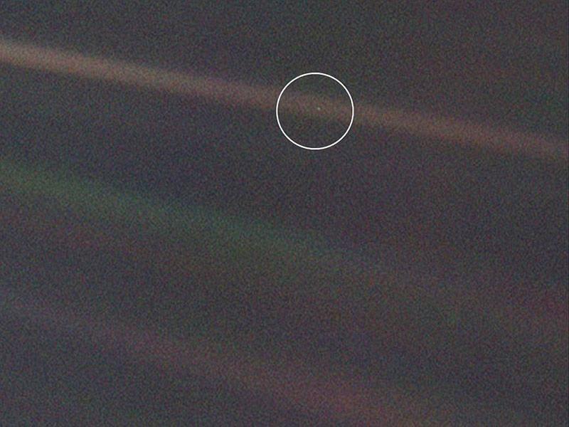 pale blue dot, foto tomada por Voyager 1